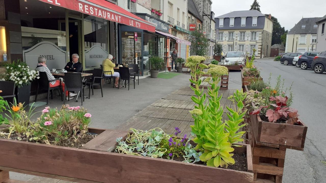 Hotel Le XIV Pontorson Exterior photo